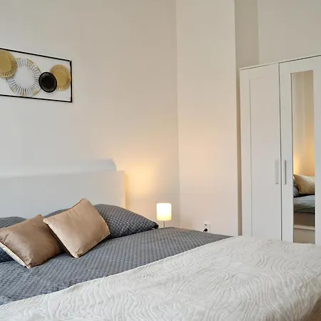 U Fontany Lägenhet *